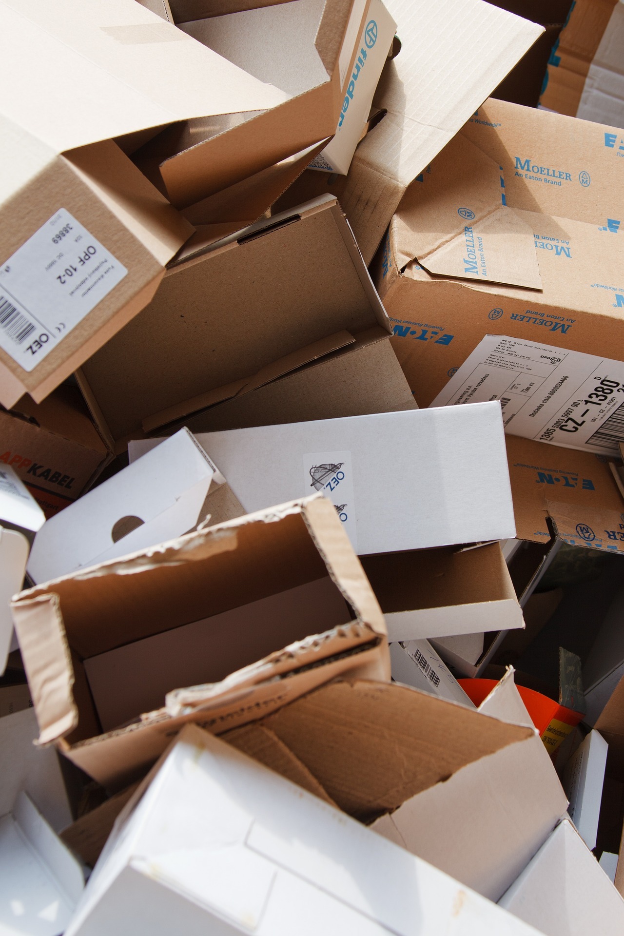 Top 8 eCommerce Trends of 2025